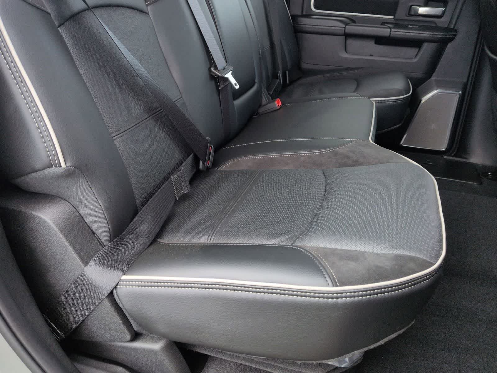 2026 RAM 2500 RAM 2500 LARAMIE CREW CAB 4X4 6'4' BOX