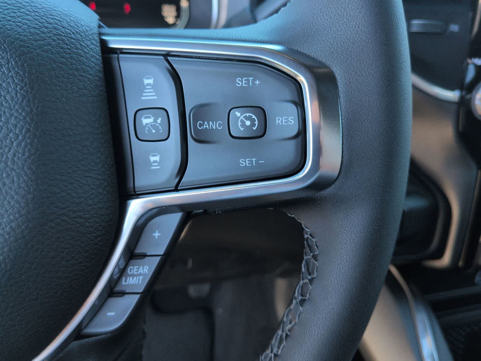 2026 RAM 2500 RAM 2500 LARAMIE CREW CAB 4X4 6'4' BOX