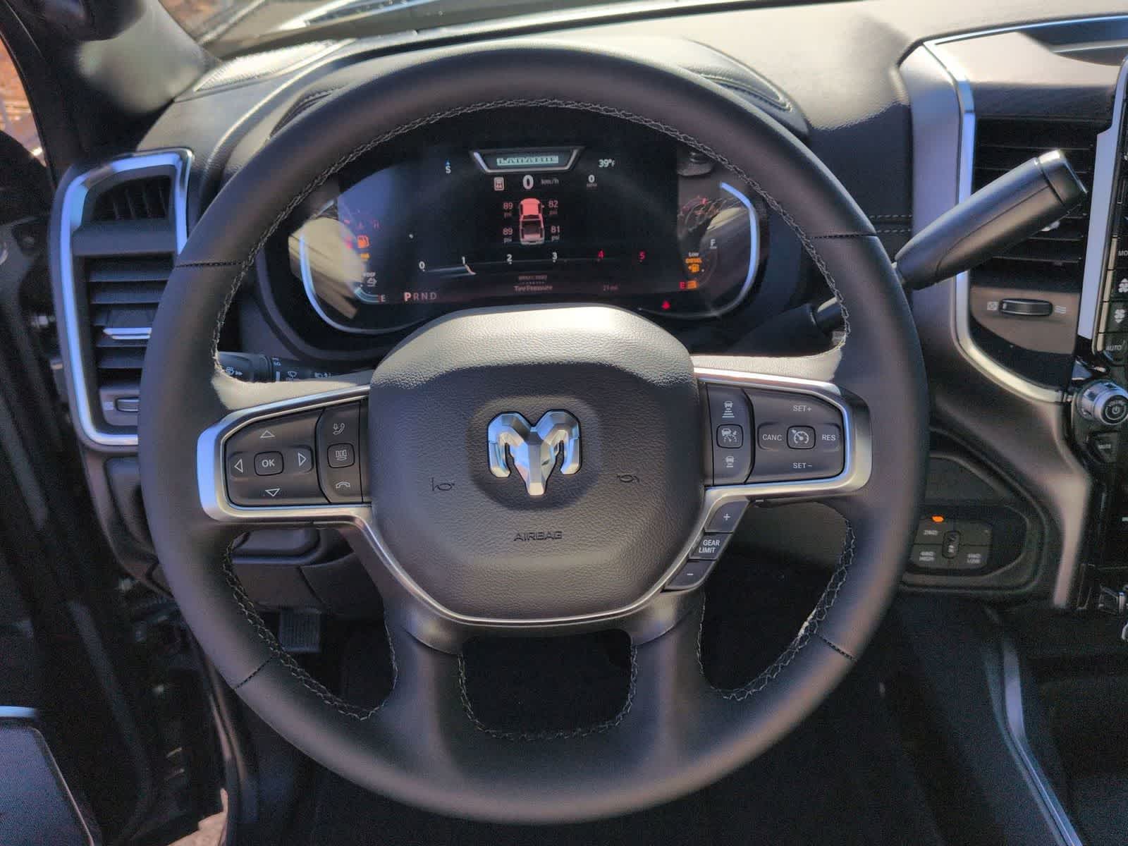 2026 RAM 2500 RAM 2500 LARAMIE CREW CAB 4X4 6'4' BOX