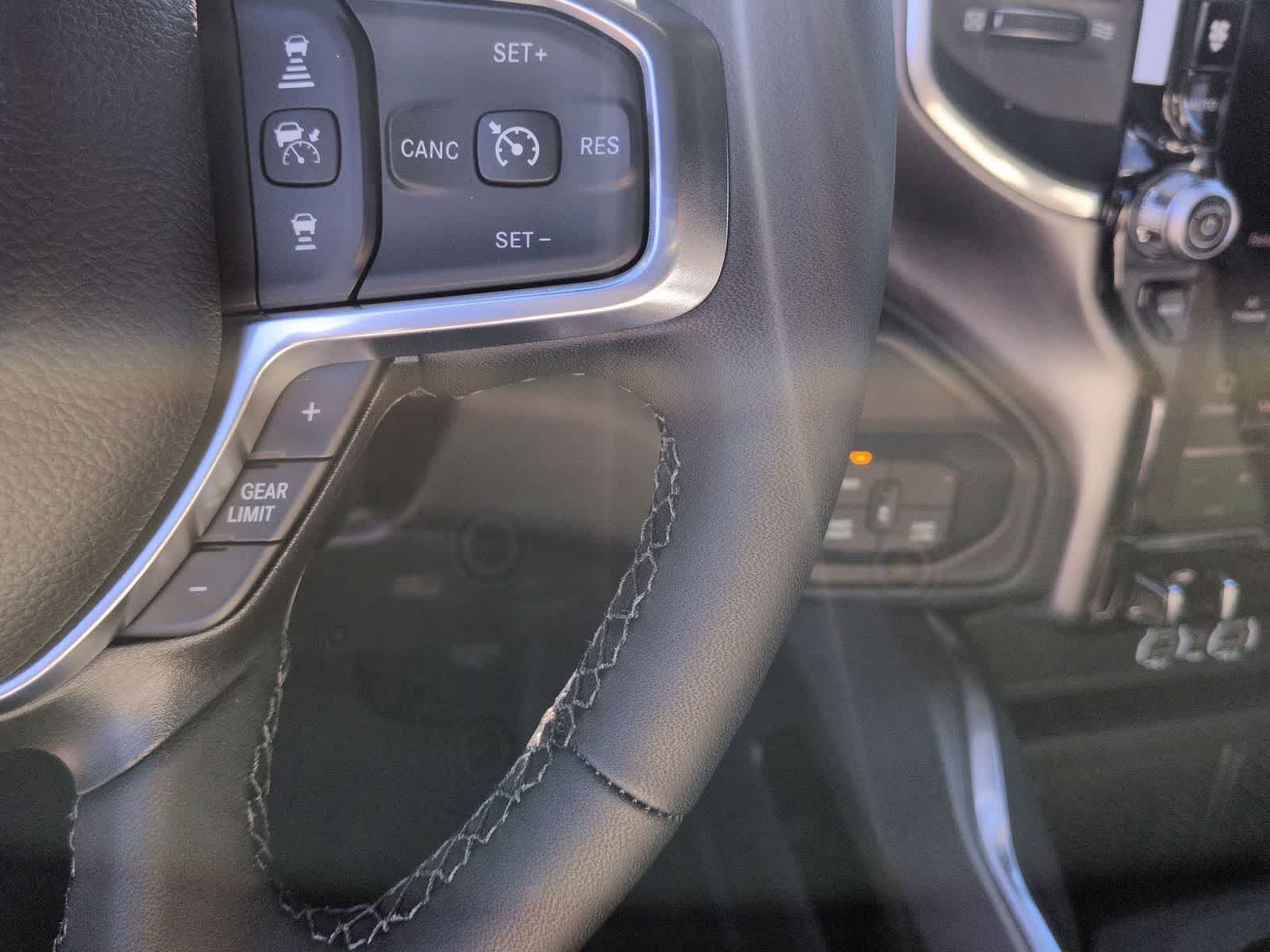 2026 RAM 2500 RAM 2500 LARAMIE CREW CAB 4X4 6'4' BOX