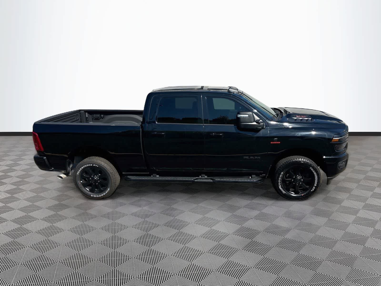 2026 RAM 2500 RAM 2500 LARAMIE CREW CAB 4X4 6'4' BOX