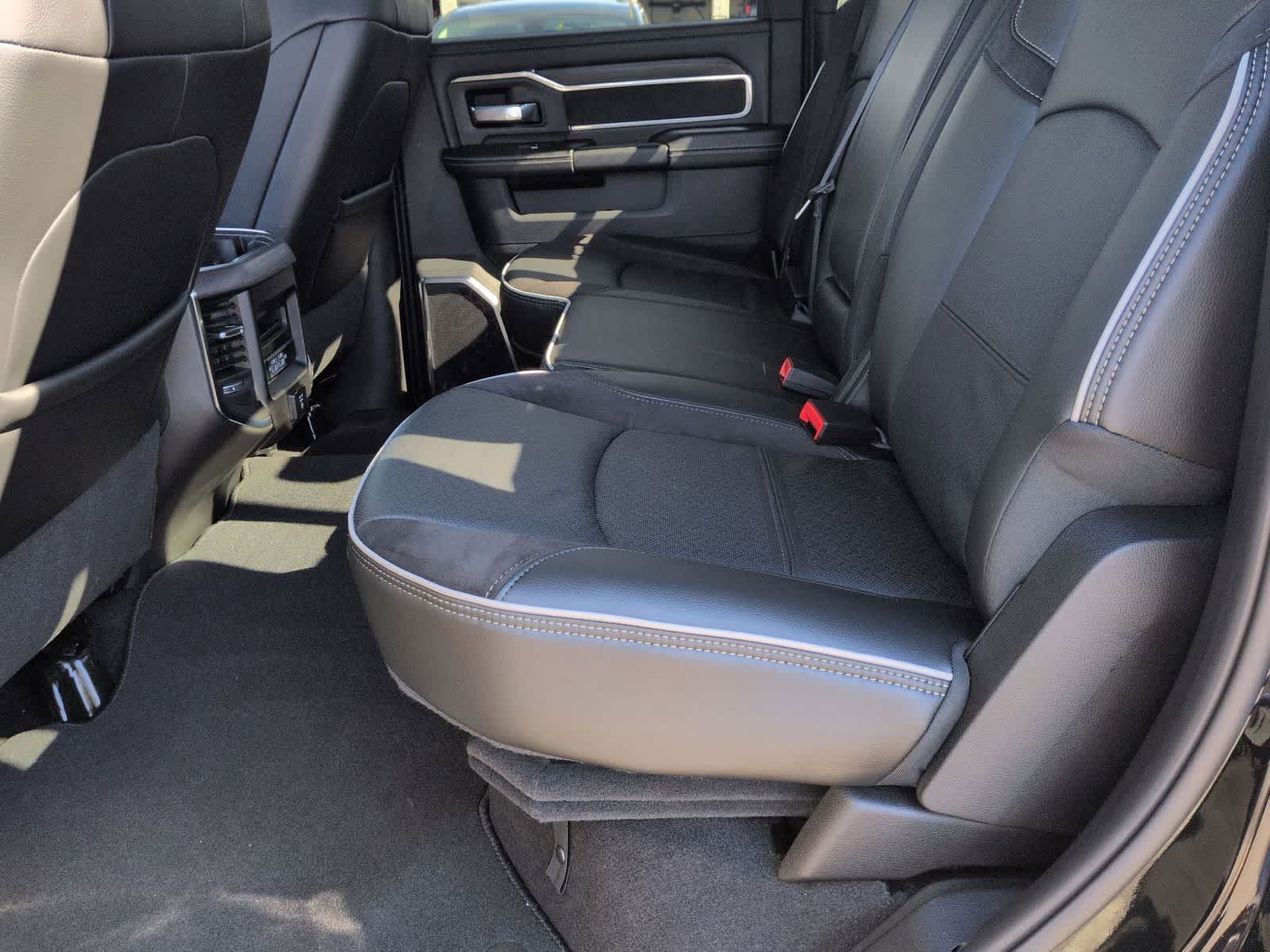 2026 RAM 2500 RAM 2500 LARAMIE CREW CAB 4X4 6'4' BOX