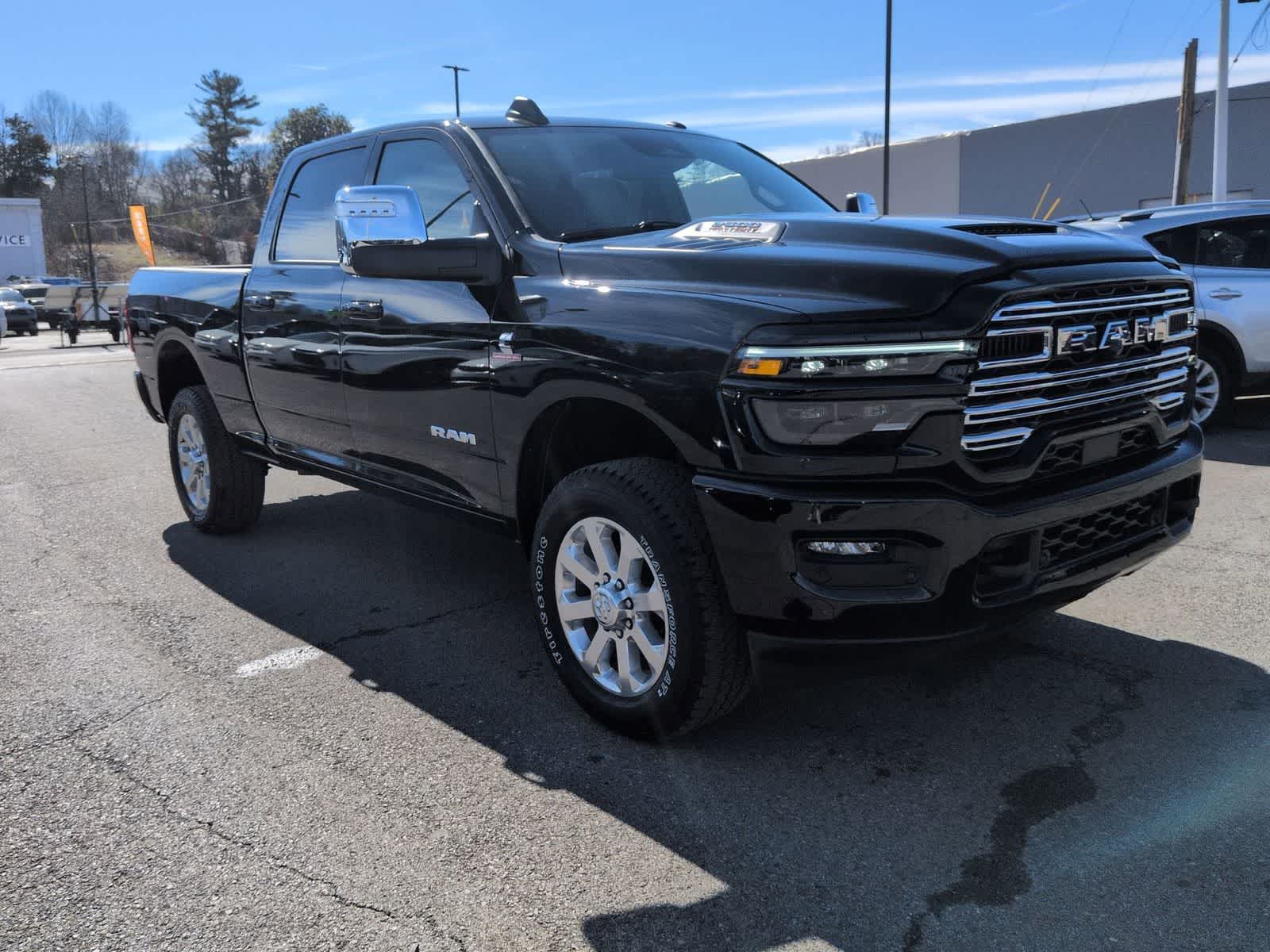 2026 RAM 2500 RAM 2500 LARAMIE CREW CAB 4X4 6'4' BOX