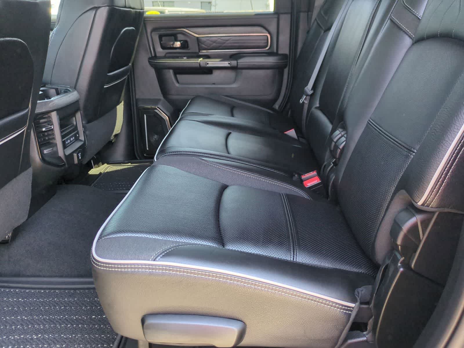 2026 RAM 2500 RAM 2500 LIMITED MEGA CAB 4X4 6'4' BOX