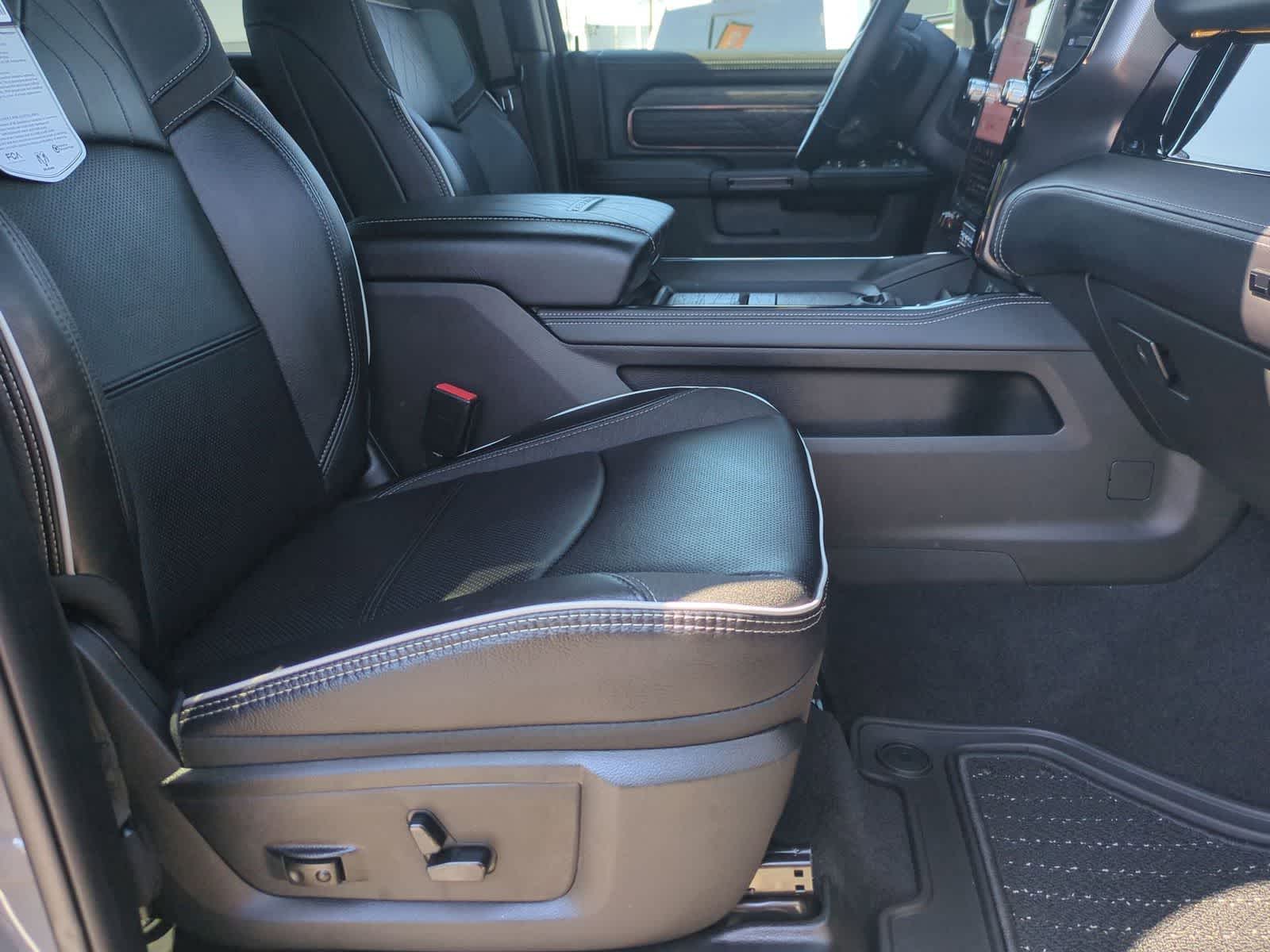 2026 RAM 2500 RAM 2500 LIMITED MEGA CAB 4X4 6'4' BOX