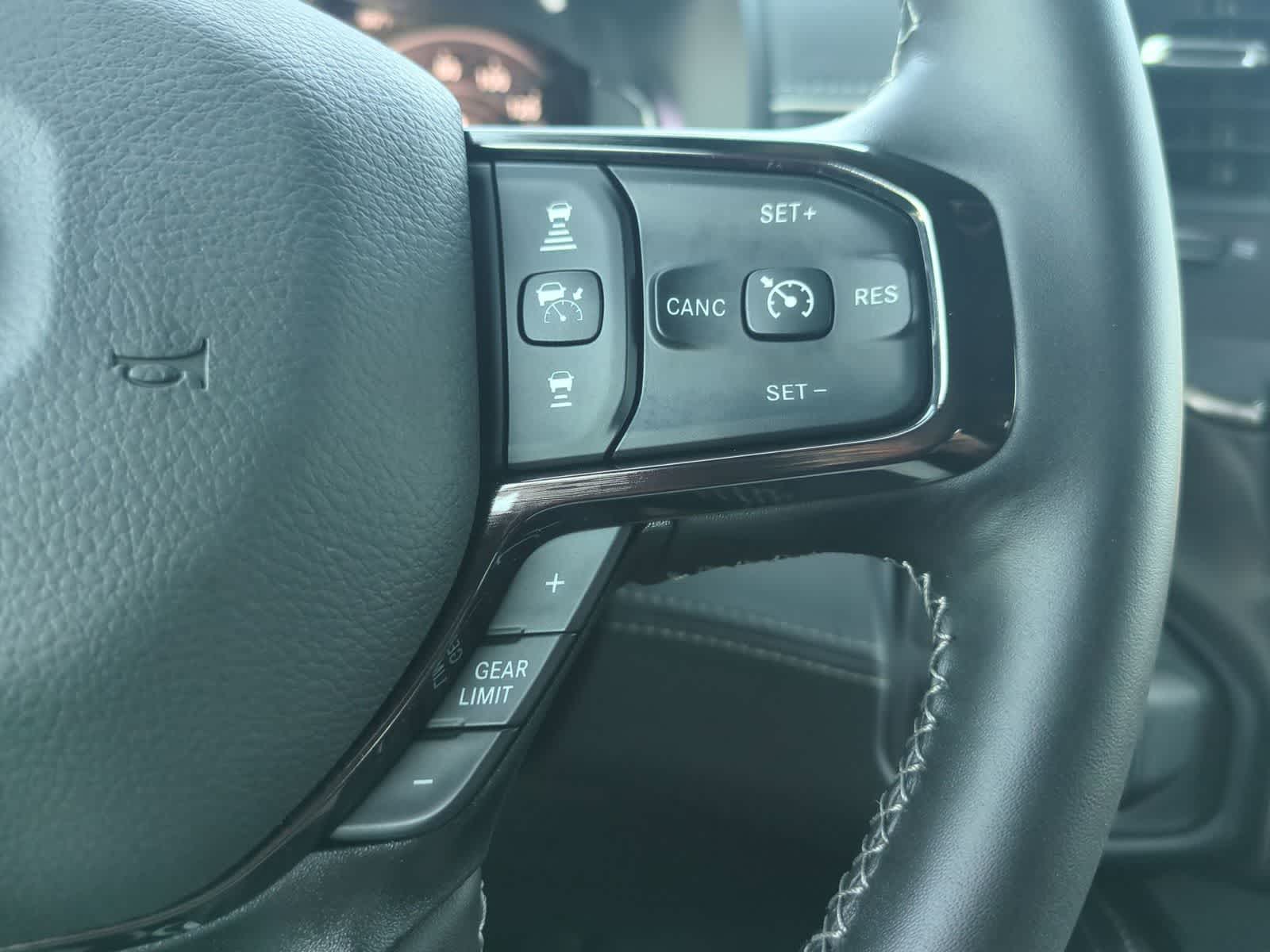 2026 RAM 2500 RAM 2500 LIMITED MEGA CAB 4X4 6'4' BOX