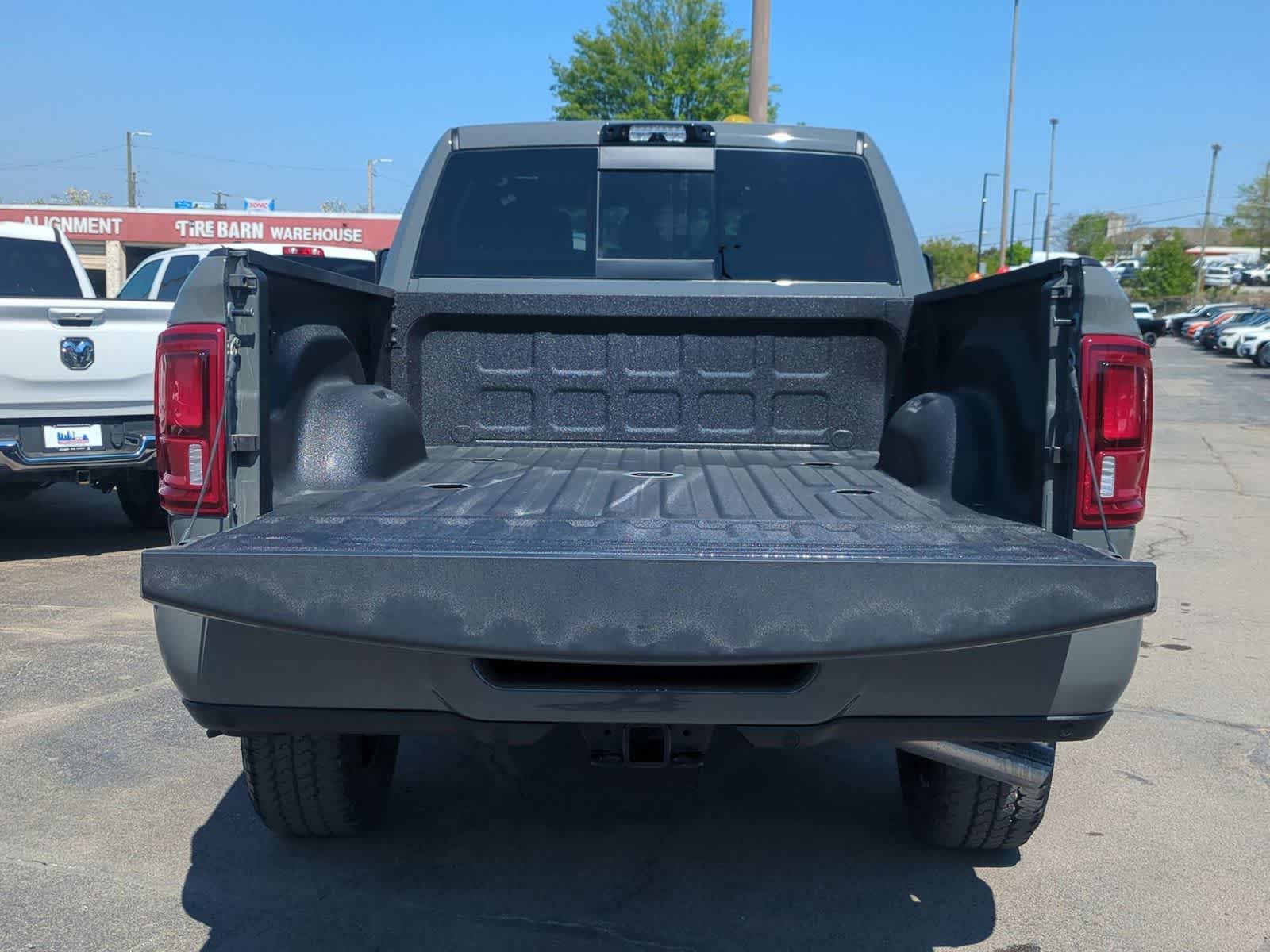 2026 RAM 2500 RAM 2500 LIMITED MEGA CAB 4X4 6'4' BOX