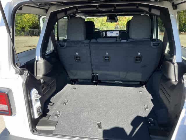 2027 Jeep Wrangler WRANGLER 4-DOOR SPORT S