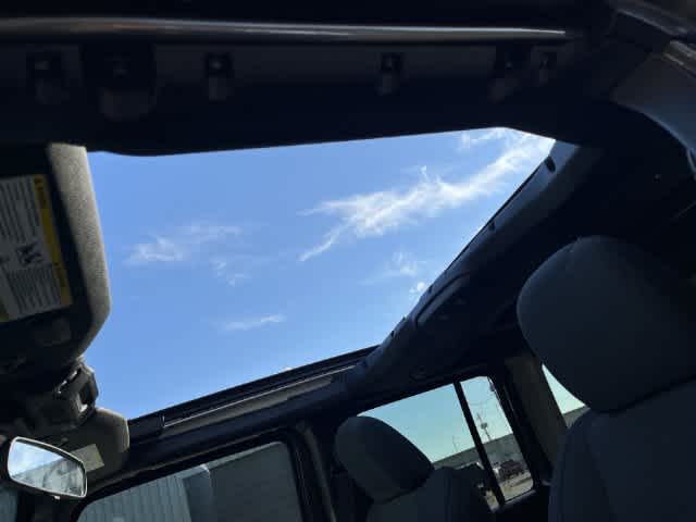 2027 Jeep Wrangler WRANGLER 4-DOOR SPORT S