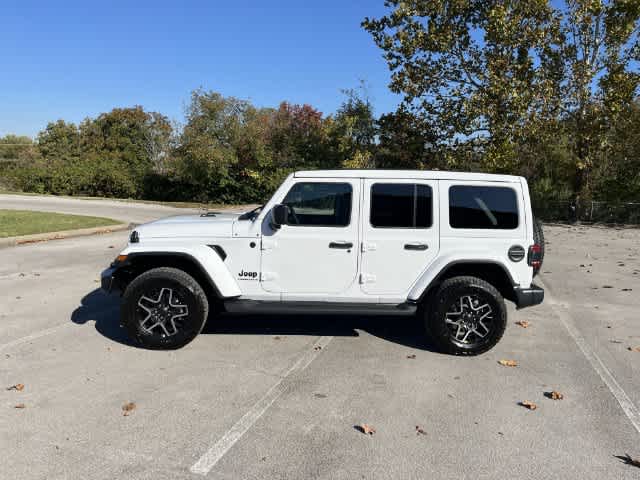 2027 Jeep Wrangler WRANGLER 4-DOOR SAHARA