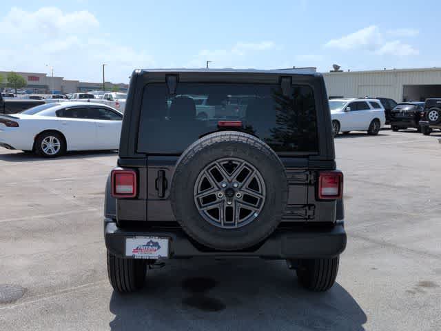 2026 Jeep Wrangler 4-Door Sport RHD 4x4