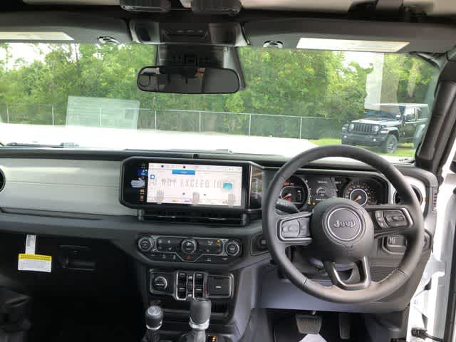 2026 Jeep Wrangler 4-Door Sport RHD 4x4