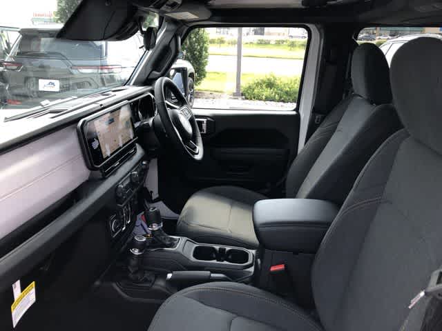 2026 Jeep Wrangler 4-Door Sport RHD 4x4