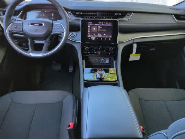2026 Jeep Grand Cherokee GRAND CHEROKEE LAREDO X 4X4