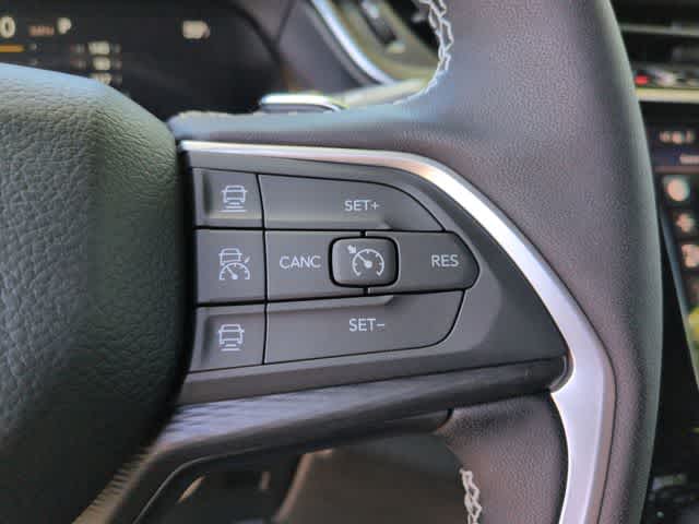 2026 Jeep Grand Cherokee GRAND CHEROKEE LAREDO X 4X4