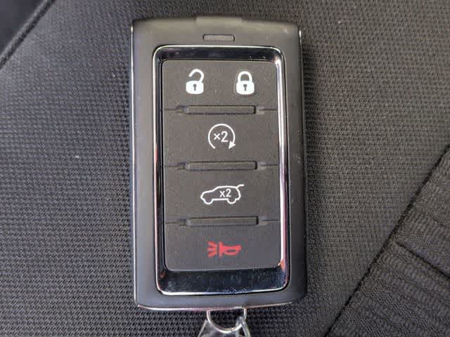 2026 Jeep Grand Cherokee GRAND CHEROKEE LAREDO X 4X4