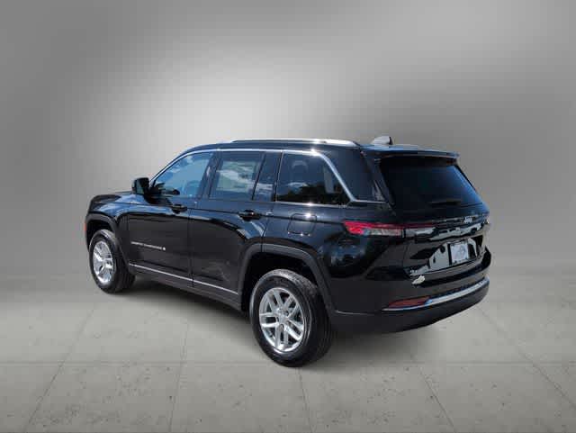 2026 Jeep Grand Cherokee GRAND CHEROKEE LAREDO X 4X4