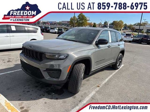 2027 Jeep Grand Cherokee GRAND CHEROKEE LAREDO X 4X4