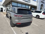 2027 Jeep Grand Cherokee GRAND CHEROKEE LAREDO X 4X4