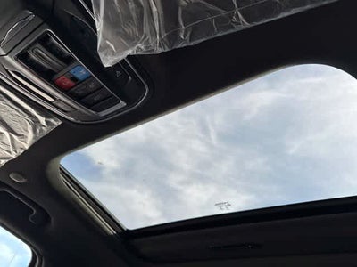 2027 Jeep Grand Cherokee GRAND CHEROKEE LAREDO X 4X4