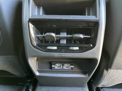 2027 Jeep Grand Cherokee GRAND CHEROKEE LAREDO 4X4