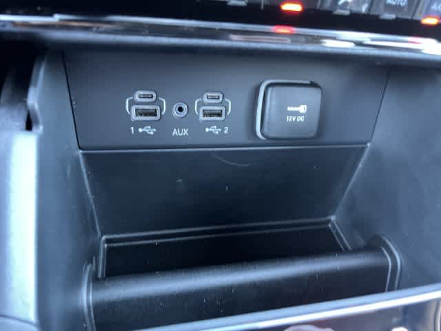 2027 Jeep Grand Cherokee GRAND CHEROKEE LAREDO 4X4
