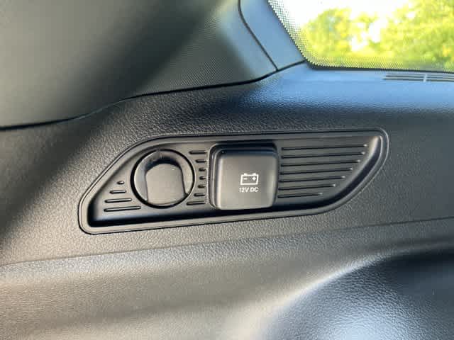 2027 Jeep Grand Cherokee GRAND CHEROKEE LAREDO 4X4