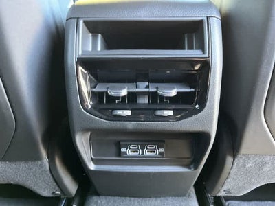 2027 Jeep Grand Cherokee GRAND CHEROKEE LAREDO 4X4