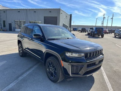 2027 Jeep Grand Cherokee GRAND CHEROKEE LAREDO ALTITUDE 4X4