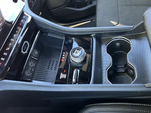 2027 Jeep Grand Cherokee GRAND CHEROKEE LAREDO ALTITUDE 4X4