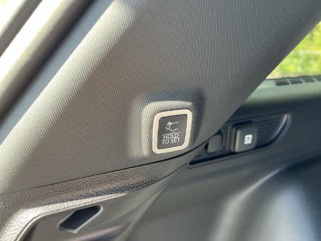 2027 Jeep Grand Cherokee GRAND CHEROKEE LAREDO ALTITUDE 4X4