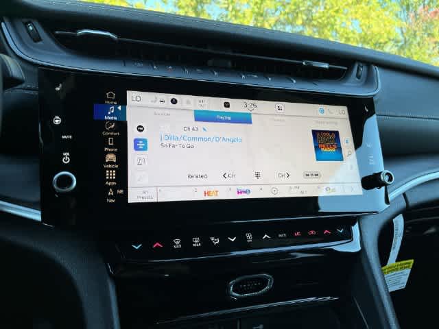 2027 Jeep Grand Cherokee GRAND CHEROKEE LAREDO ALTITUDE 4X4
