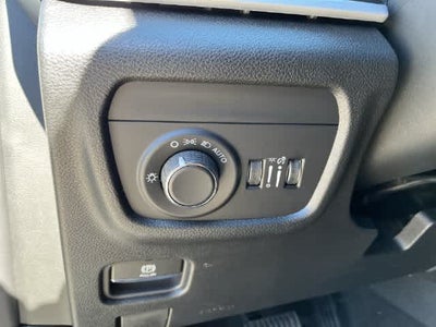 2027 Jeep Grand Cherokee GRAND CHEROKEE LAREDO ALTITUDE 4X4