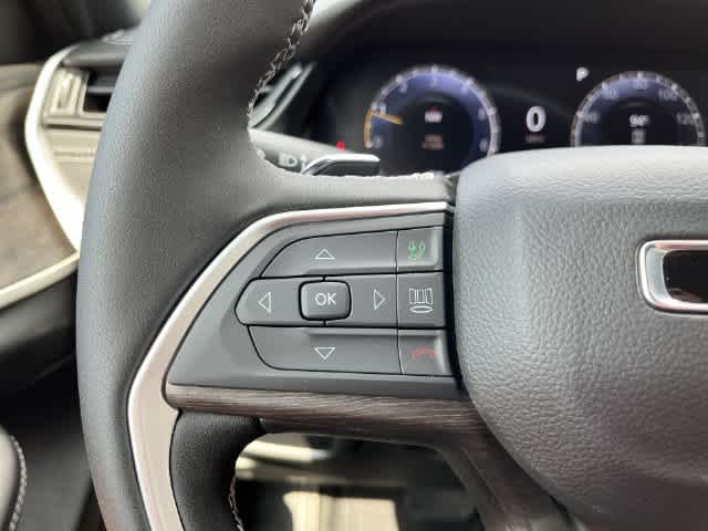 2027 Jeep Grand Cherokee GRAND CHEROKEE LIMITED 4X4