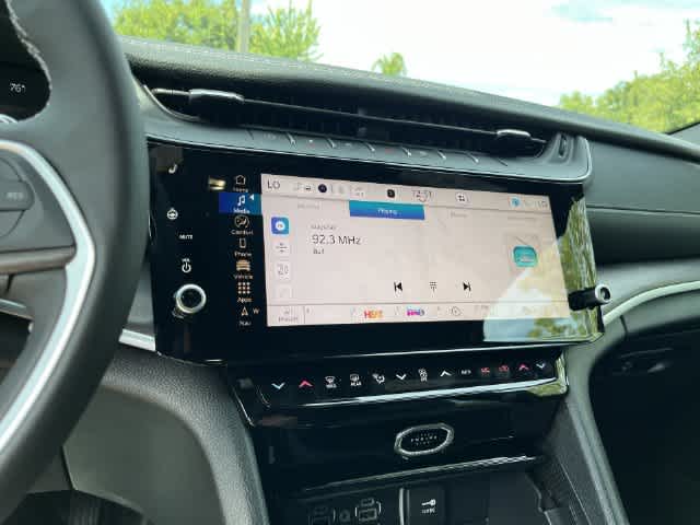 2027 Jeep Grand Cherokee GRAND CHEROKEE LIMITED 4X4