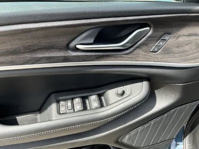 2027 Jeep Grand Cherokee GRAND CHEROKEE LIMITED 4X4