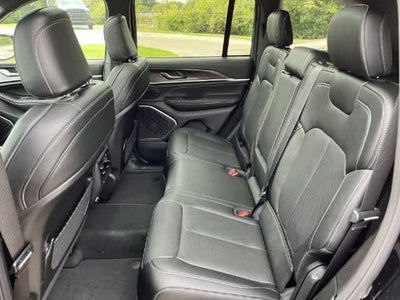 2027 Jeep Grand Cherokee GRAND CHEROKEE LIMITED RESERVE 4X4
