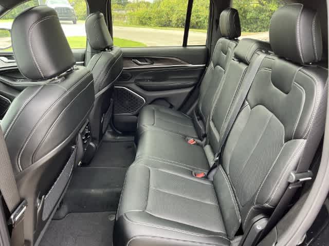 2027 Jeep Grand Cherokee GRAND CHEROKEE LIMITED RESERVE 4X4