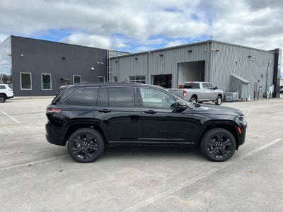 2027 Jeep Grand Cherokee GRAND CHEROKEE LIMITED RESERVE 4X4