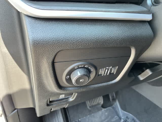 2027 Jeep Grand Cherokee GRAND CHEROKEE LIMITED 4X4