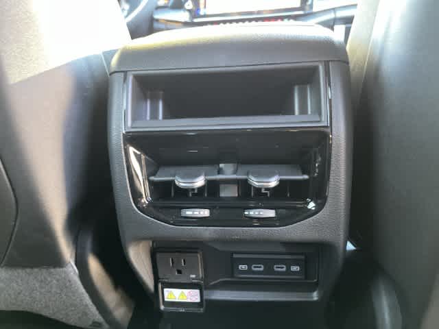 2027 Jeep Grand Cherokee GRAND CHEROKEE LIMITED 4X4