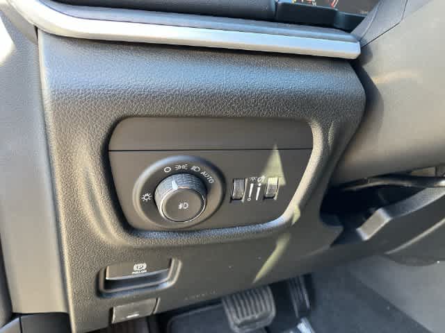 2027 Jeep Grand Cherokee GRAND CHEROKEE LIMITED 4X4