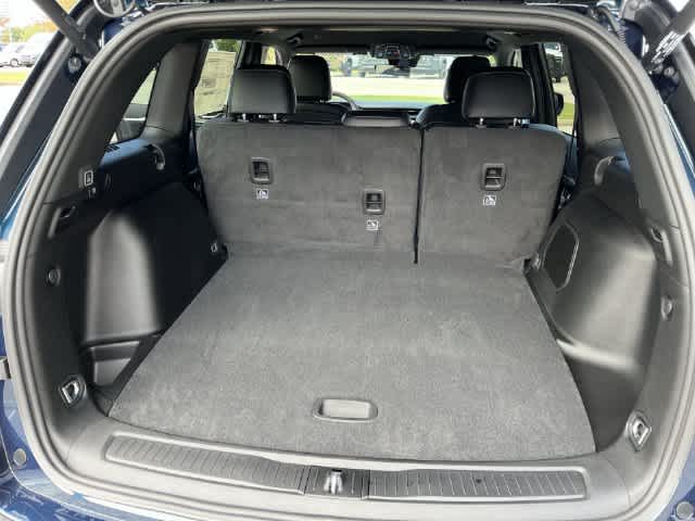 2027 Jeep Grand Cherokee GRAND CHEROKEE LIMITED 4X4