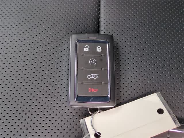 2025 Jeep Grand Cherokee GRAND CHEROKEE SUMMIT 4X4