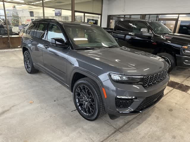 2025 Jeep Grand Cherokee GRAND CHEROKEE SUMMIT RESERVE 4X4