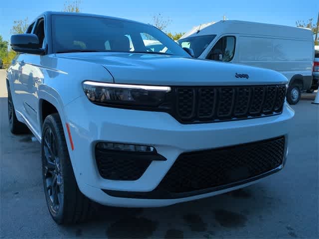 2025 Jeep Grand Cherokee GRAND CHEROKEE SUMMIT 4X4