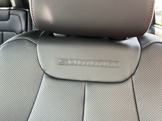 2027 Jeep Grand Cherokee Summit