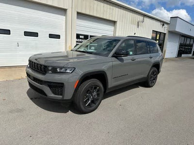 2027 Jeep Grand Cherokee L Laredo Altitude