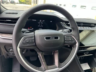 2027 Jeep Grand Cherokee L Laredo Altitude