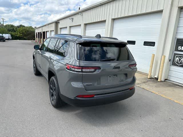 2027 Jeep Grand Cherokee L Laredo Altitude